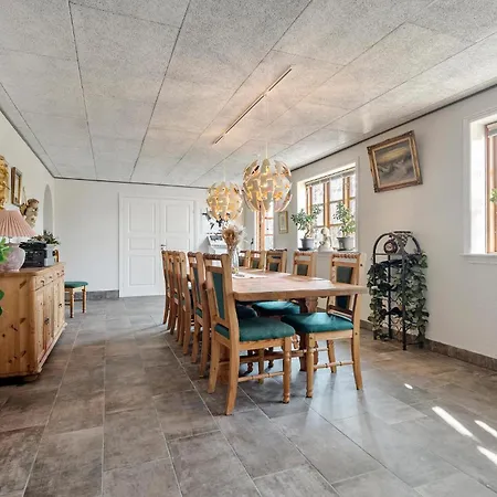 Holiday home 2 Bedroom Amazing In Grindsted