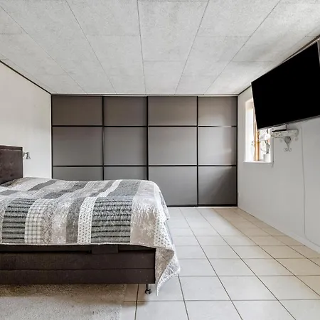 Holiday home 2 Bedroom Amazing In