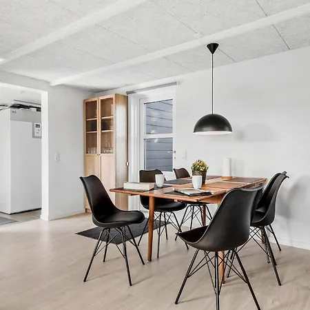 Prachtig Met 2 Slaapkamers In Vakantiehuis Otterup