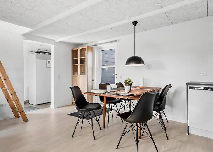 2 Bedroom Amazing In Semesterbostad Otterup